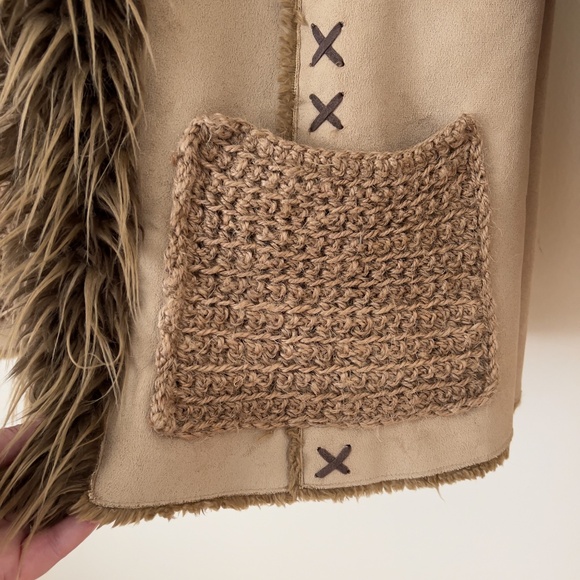 Women's Tan Faux Fur Trim Coat - Picture 5 of 13